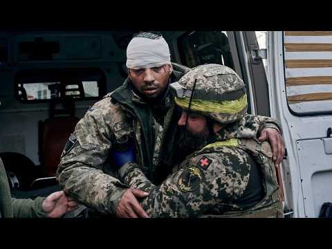 Ukraine war: Kyiv fears 'city of death' as troops approach Kherson amid 'Russian pullout'