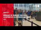 VIDEO. Dédicaces de François Hollande à Brest : la jeune Bretonne a récidivé avec du fromage !