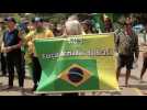 Brésil: des pro-Bolsonaro crient sans discontinuer à la 
