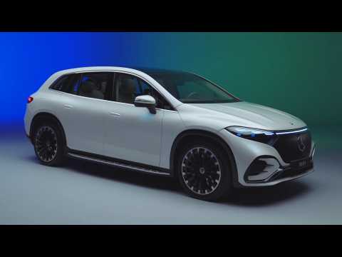 The new Mercedes EQS Design Preview in Studio