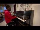 Un petit air de Noel avec Wesley Ajavon au piano