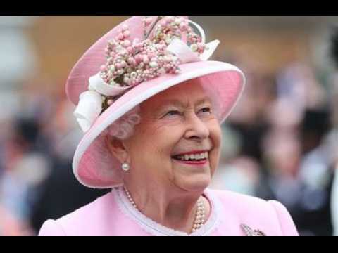 VIDEO : Quel est le salaire de la reine d?Angleterre ?