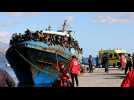 Boat carrying hundreds of migrants docks after Greek rescue