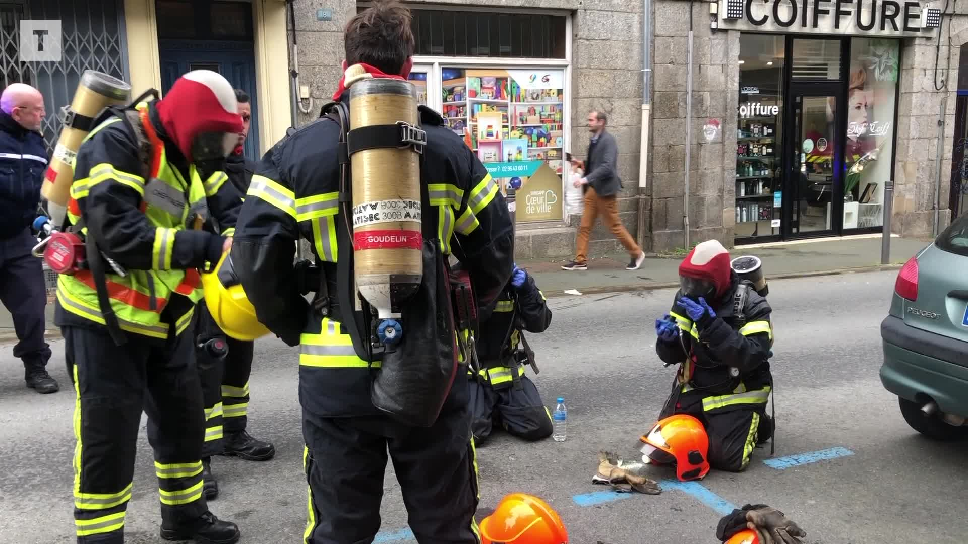 Un appartement prend feu dans le centre-ville de Guingamp (Le Télégramme)
