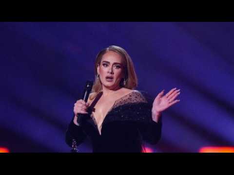VIDEO : Adele : ses rares confidences sur son divorce avec Simon Konecki
