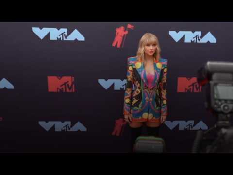VIDEO : Taylor Swift va crire et raliser un long-mtrage