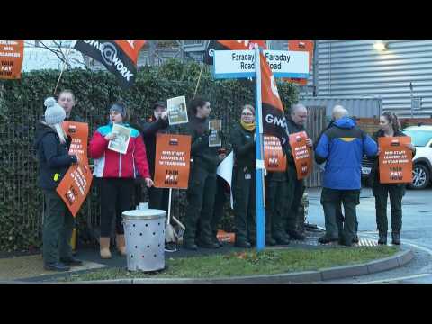 UK ambulance workers take to picket line in south England