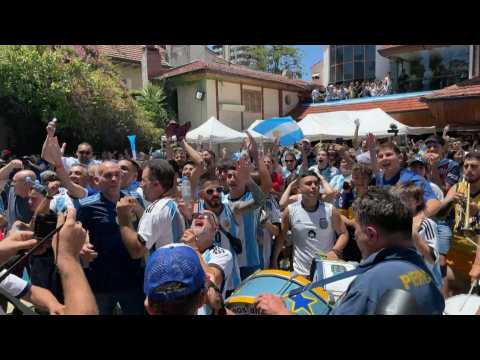Argentine fans celebrate Lionel Messi's penalty in Buenos Aires