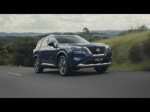The new Nissan X-Trail in Blue Driving Video