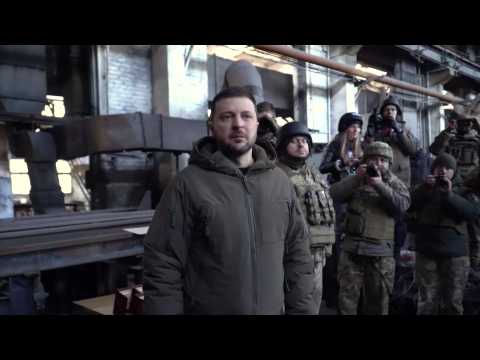 Ukraine's Zelensky visits frontline city of Bakhmut