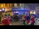 Lens : parade et échauffement sportif pour le père Noël depuis l'église Saint-Leger