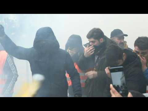 Clashes during the demonstration in tribute to the Kurds killed in Paris