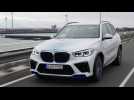 2023 BMW iX5 Hydrogen Power Driving in the city