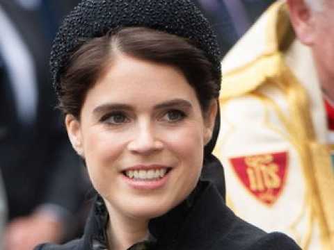 VIDEO : Eugenie d?York enceinte : la fille du prince Andrew rayonne  Londres