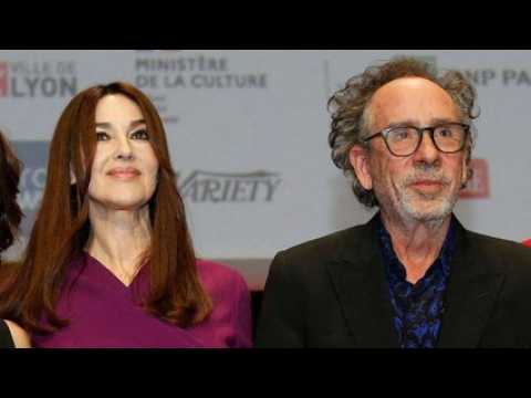 VIDEO : Monica Bellucci et Tim Burton à Madrid : ils ne se cachent plus