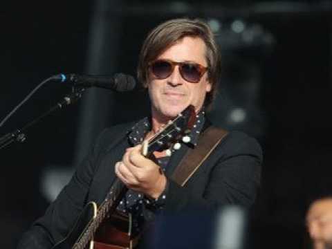 VIDEO : Thomas Dutronc voque son combat contre la maladie d'Alzheimer sur Instagram