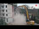 A Pamiers, les bulldozers rasent un HLM de la fin des années 60