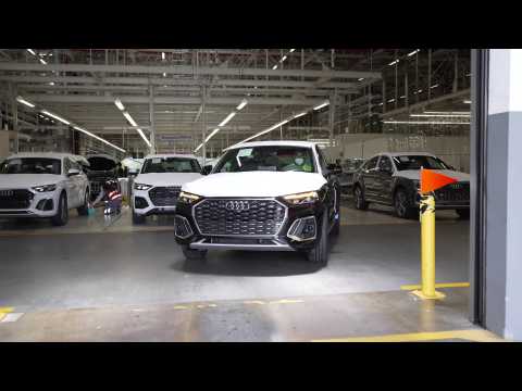 Production at Audi Mexico - Assembly