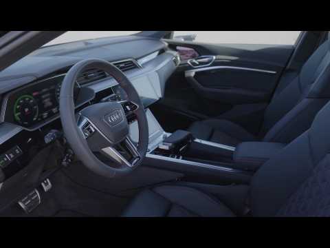 The new Audi SQ8 e-tron Interior Design in Mythos Black