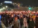 Des centaines de personnes sortent les flambeaux contre la réforme des retraites à Nice