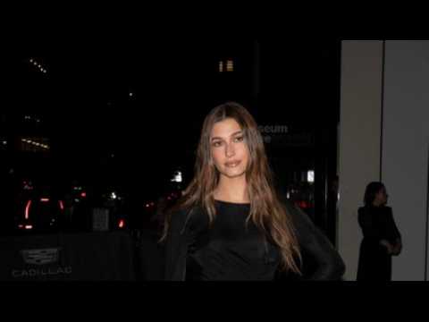 VIDEO : Hailey Bieber : ce nouveau problme de sant auquel elle doit faire face