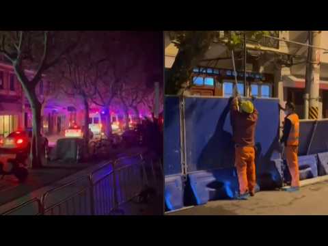 China: Police presence, workers install barricades in Shanghai after protests