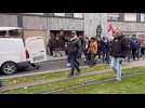 Valenciennes : le cortège de manifestants accède à la place d'Armes
