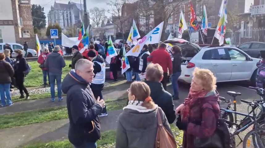 Vidéos : A Beauvais, les professeurs ont manifesté devant l'inspection ...