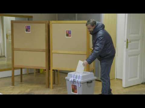 Polling station opens on second day of Czech presidential run-off election