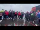Football: les supporters de Valenciennes manifestent contre la direction du club devant le stade du Hainaut