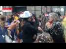 VIDÉO. Carnaval de Granville : au coeur d'une bataille de confettis