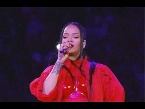 VIDEO : Rihanna au Super Bowl : pourquoi l'artiste n?a pas été payée pour sa performance