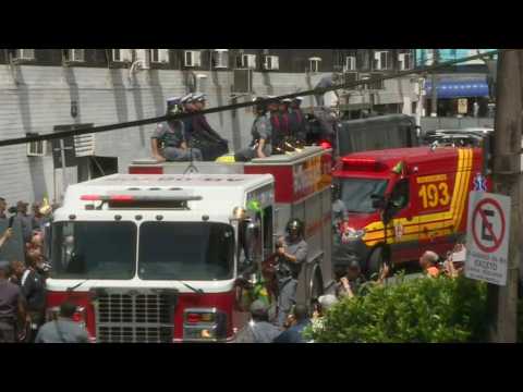 Pele's funeral procession starts in streets of Santos