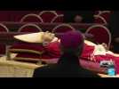 Hommage à Benoît XVI : longue file d'attente pour un dernier adieu au pape émérite