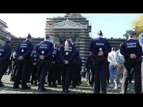Les policiers, premières cibles des attaques terroristes en Europe