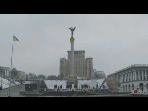 Ukraine capital Kyiv, hit with blackouts, sees first snow
