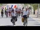 A vélo, de Paris à Doha : le pari fou de deux Français venus assister au Mondial au Qatar