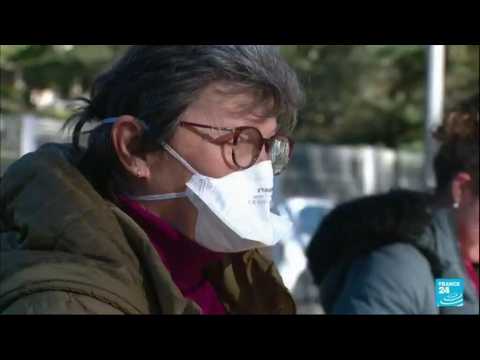 Franch authorities question mask wearing as covid-19 on the rise