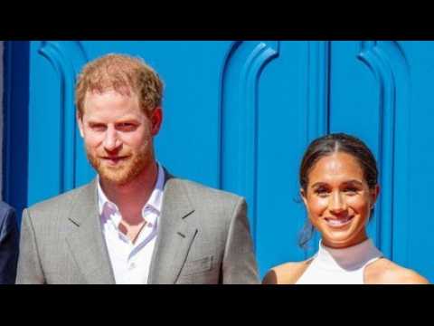 VIDEO : Harry & Meghan : comment Buckingham Palace se prpare  la sortie de leur documentaire choc