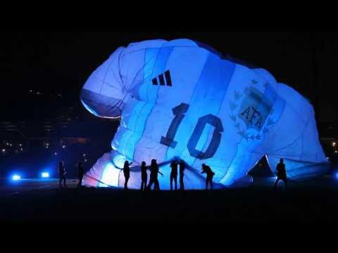 Balloons lights up the night sky at Colombia festival