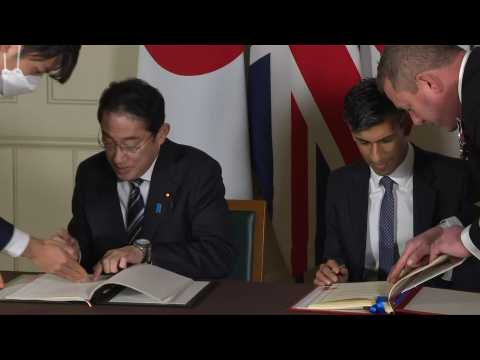 British PM Sunak and Japanese PM Kishida sign major defence deal