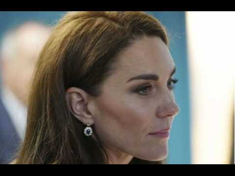 VIDEO : Kate Middleton : ce membre de sa famille qui a collabor aux mmoires du prince Harry