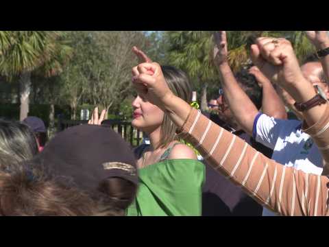 US: Bolsonaro supporters pray and chant outside Florida rental home