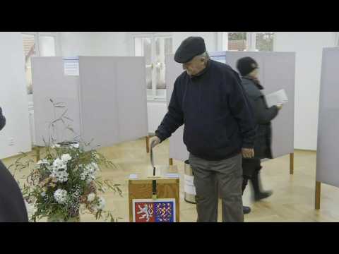 Polling stations open in first round of Czech Republic presidential elections
