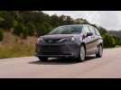 2021 Toyota Sienna Platinum in Grey Driving Video