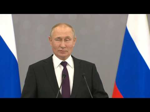 Putin gives press conference during Kazakhstan visit