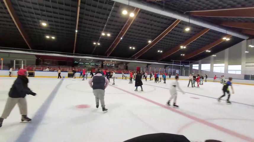 Vidéos : Au Havre, on a testé la patinoire rénovée - Courrier picard