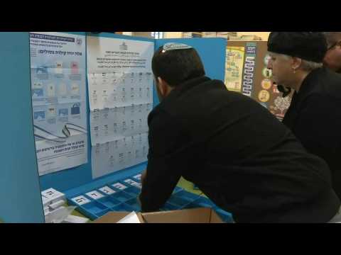 Israelis prepare polling station in Hebron for their fifth election