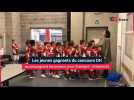 Les jeunes gagnants du concours DH accompagnent les joueurs pour Standard - Anderlecht