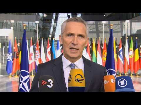 NATO chief says air defence for Ukraine 'top priority'